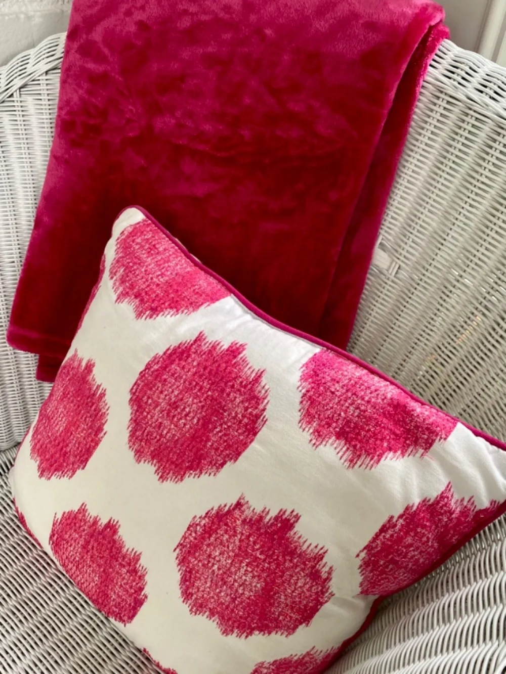 Pillow in Raspberry and white Modern Square, Cotton with Cording. Like New